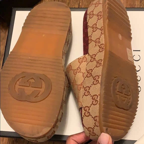 gucci women's angelina logo canvas flatform slides